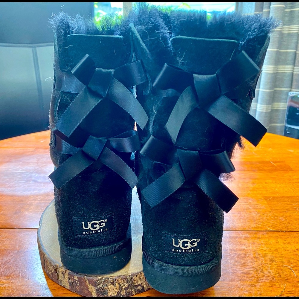 Uggs Bailey Bow style